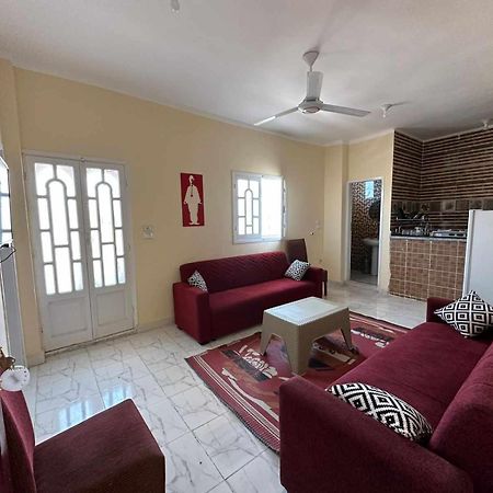 Skylen Hostel Gurdaka Kültér fotó